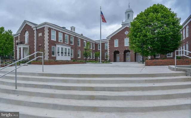 view of building exterior