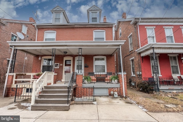 multi unit property with a porch