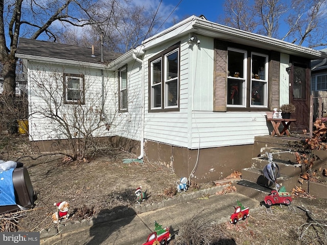 view of home's exterior