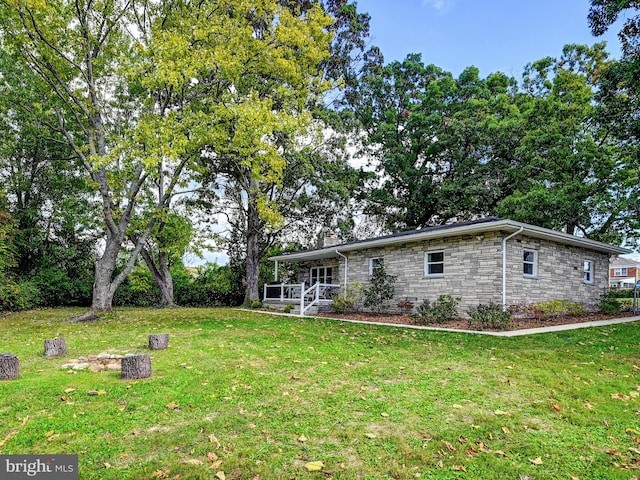 view of yard featuring a porch