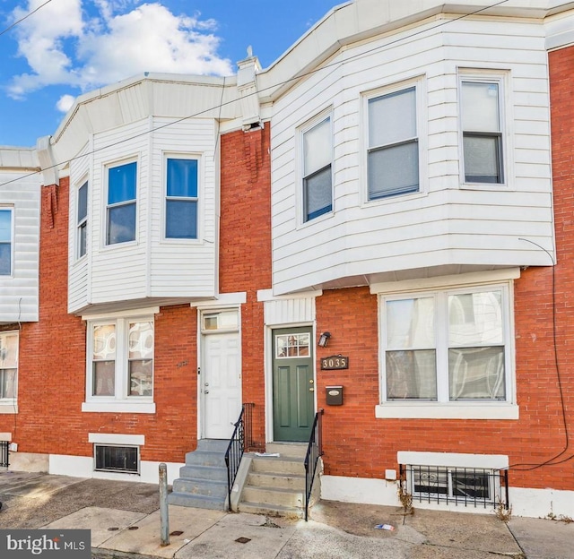 view of townhome / multi-family property