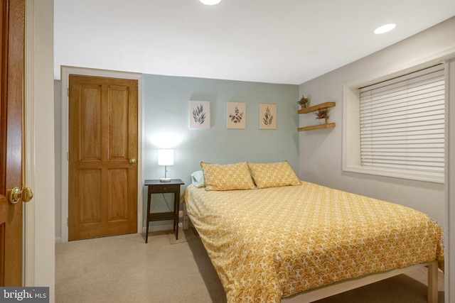 bedroom featuring carpet flooring