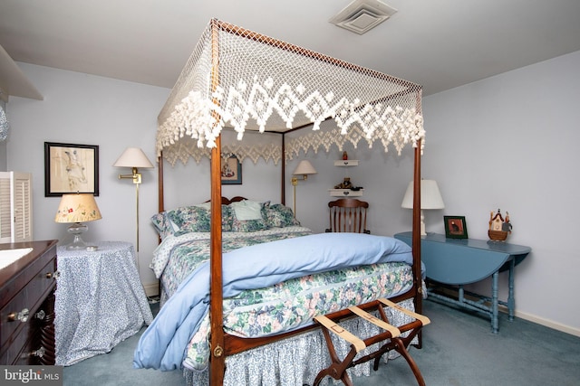 bedroom with carpet floors