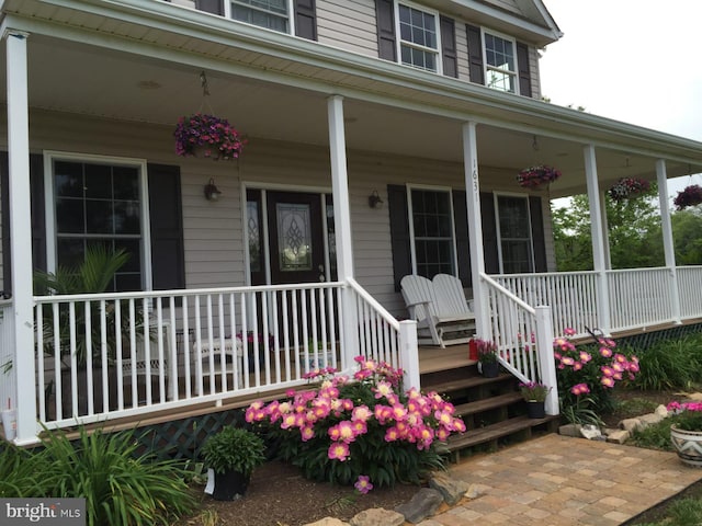 property entrance with a porch