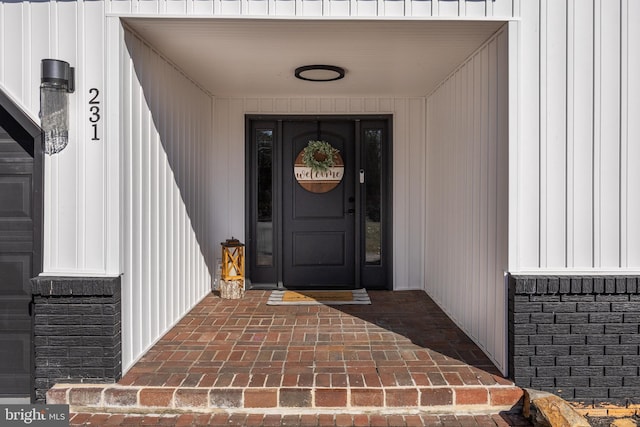 view of property entrance