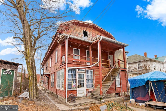 view of front of house