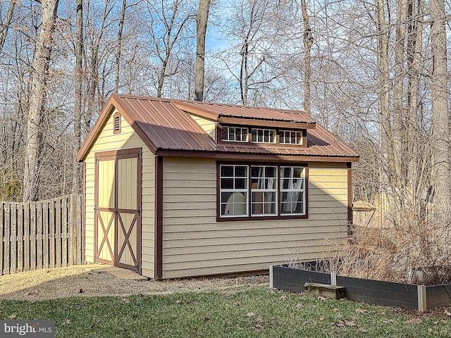 view of outbuilding