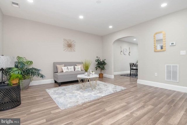 living area with light wood-type flooring