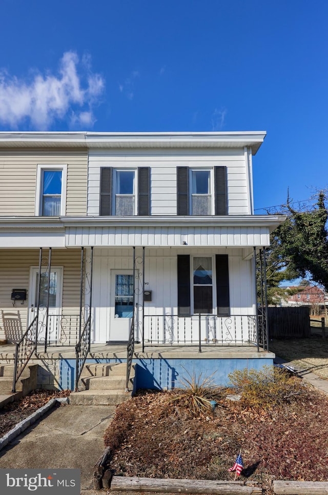 view of front of property with a porch