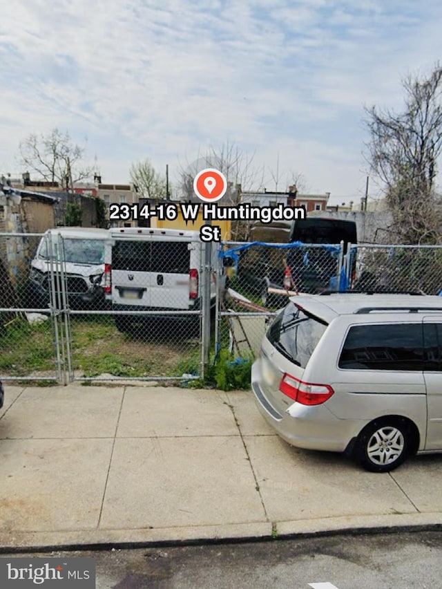 Listing photo 2 for 2314 W Huntingdon St, Philadelphia PA 19132