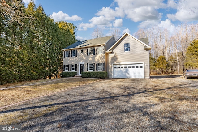 view of front facade featuring a garage