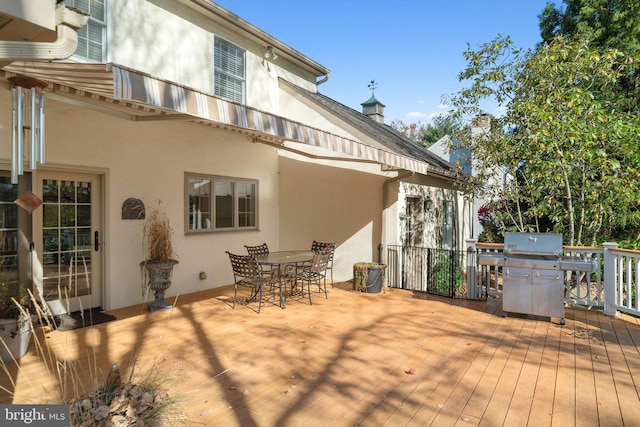 deck with grilling area