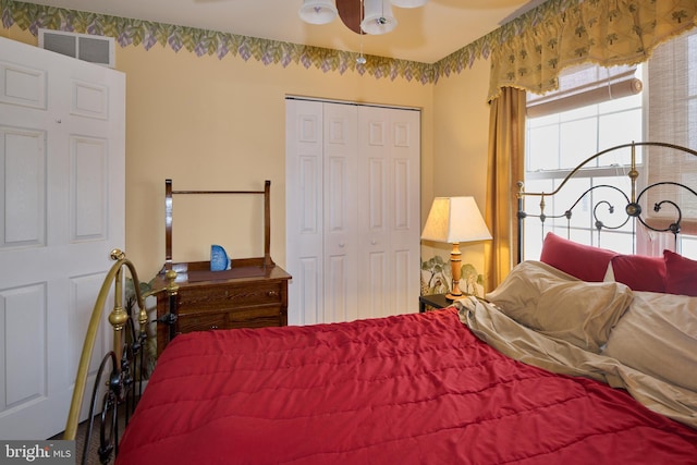 bedroom featuring a closet