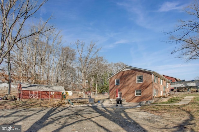 view of property exterior