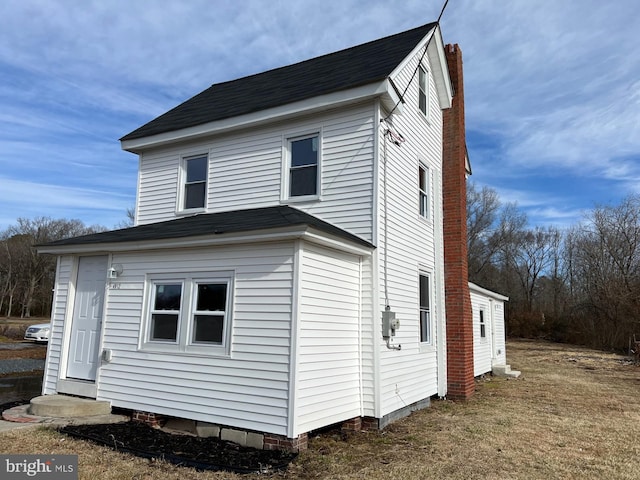 view of property exterior