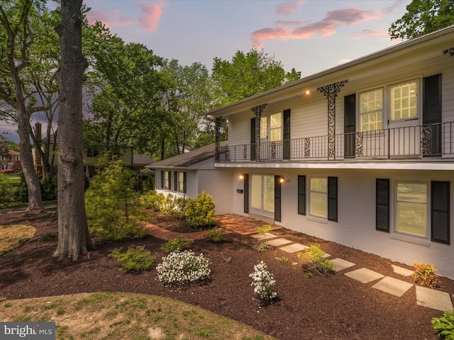 9301 Reef Ct, Alexandria, VA 22309 - back of house featuring a balcony