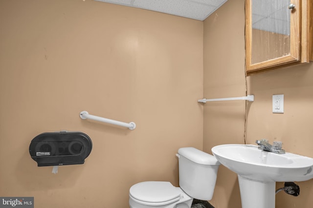 bathroom featuring toilet