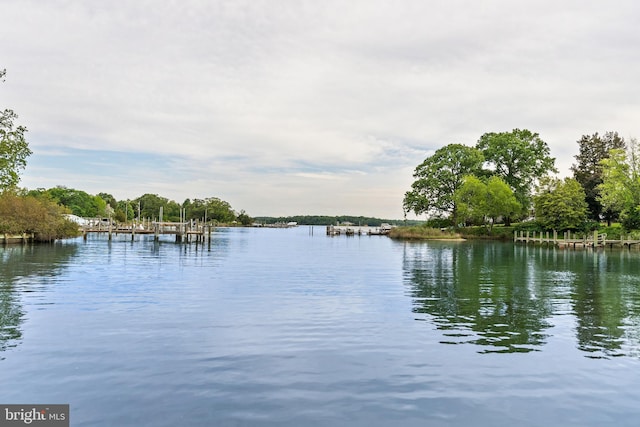 948 Melvin Rd, Annapolis, MD 21403 - water view featuring a dock