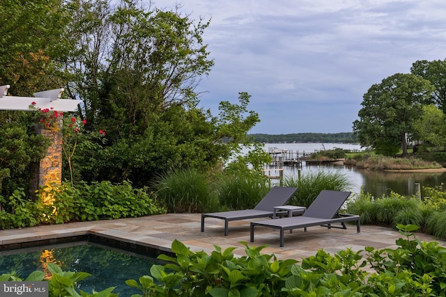 948 Melvin Rd, Annapolis, MD 21403 - view of patio featuring a water view