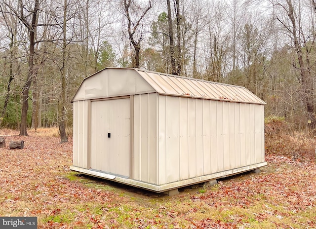 view of outdoor structure