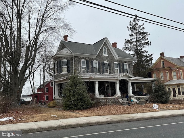 view of front of house