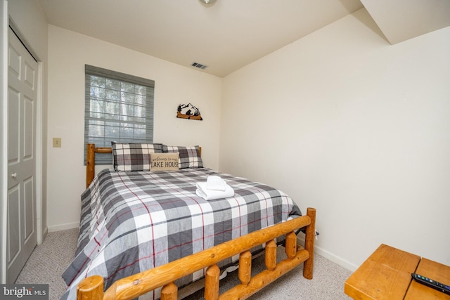 3084 Lake Shore Dr, Oakland, MD 21550 - carpeted bedroom with baseboards and visible vents
