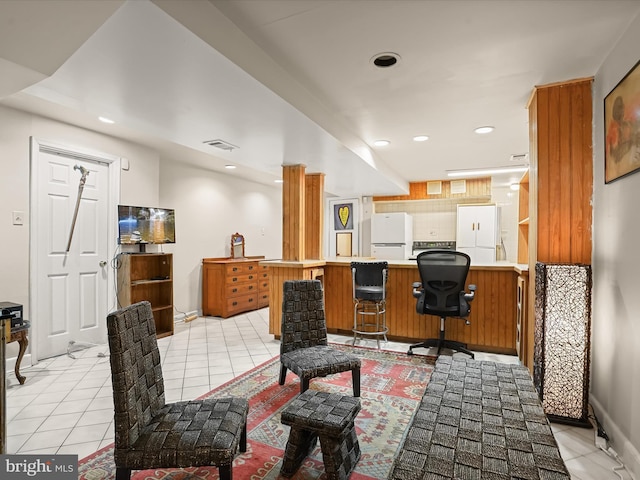 3137 18th St NE, Washington, DC 20018 - interior space with light tile patterned flooring, visible vents, recessed lighting, and baseboards