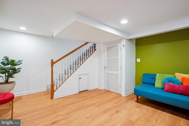 sitting room with light hardwood / wood-style flooring