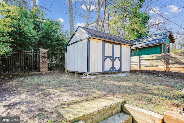 view of outbuilding