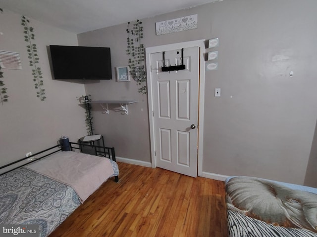 bedroom featuring light hardwood / wood-style flooring