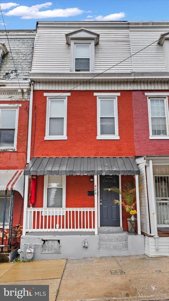 view of townhome / multi-family property