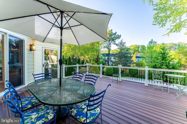 10002 Woodrow St, Vienna, VA 22181 - wooden deck featuring outdoor dining space