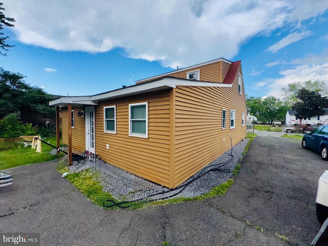 view of property exterior