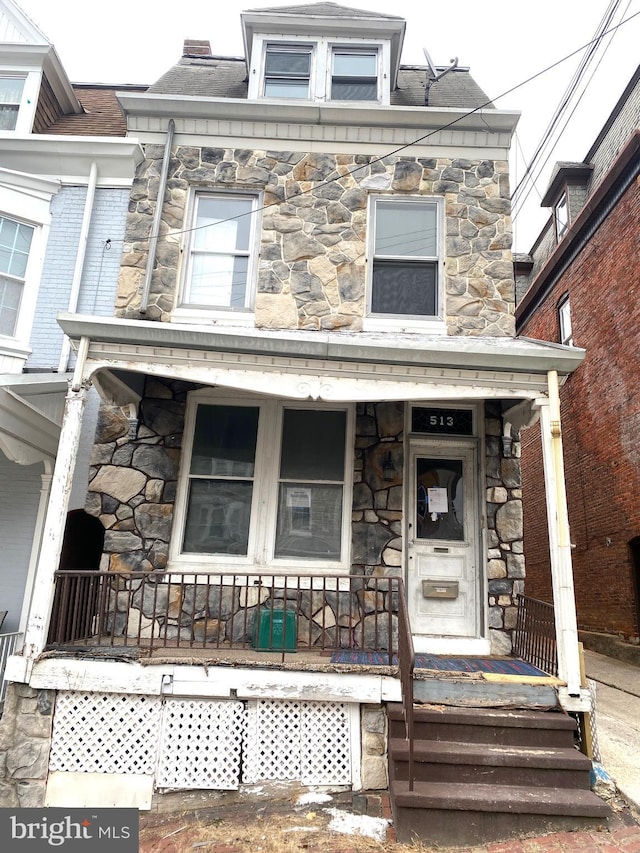 view of front of property with a porch