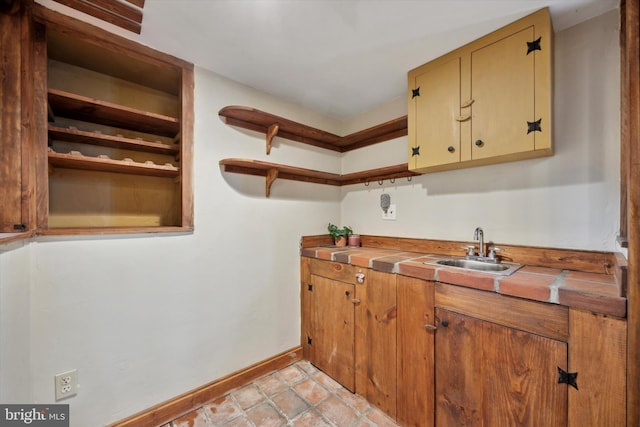 kitchen featuring sink