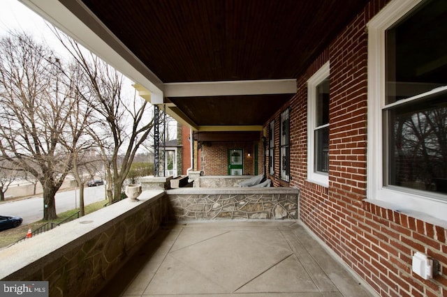 view of patio / terrace featuring covered porch