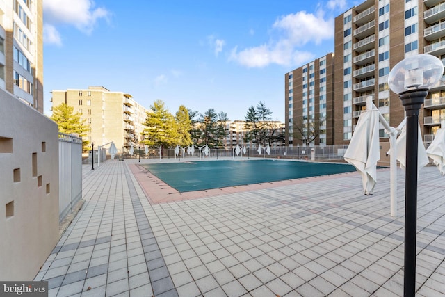 view of swimming pool