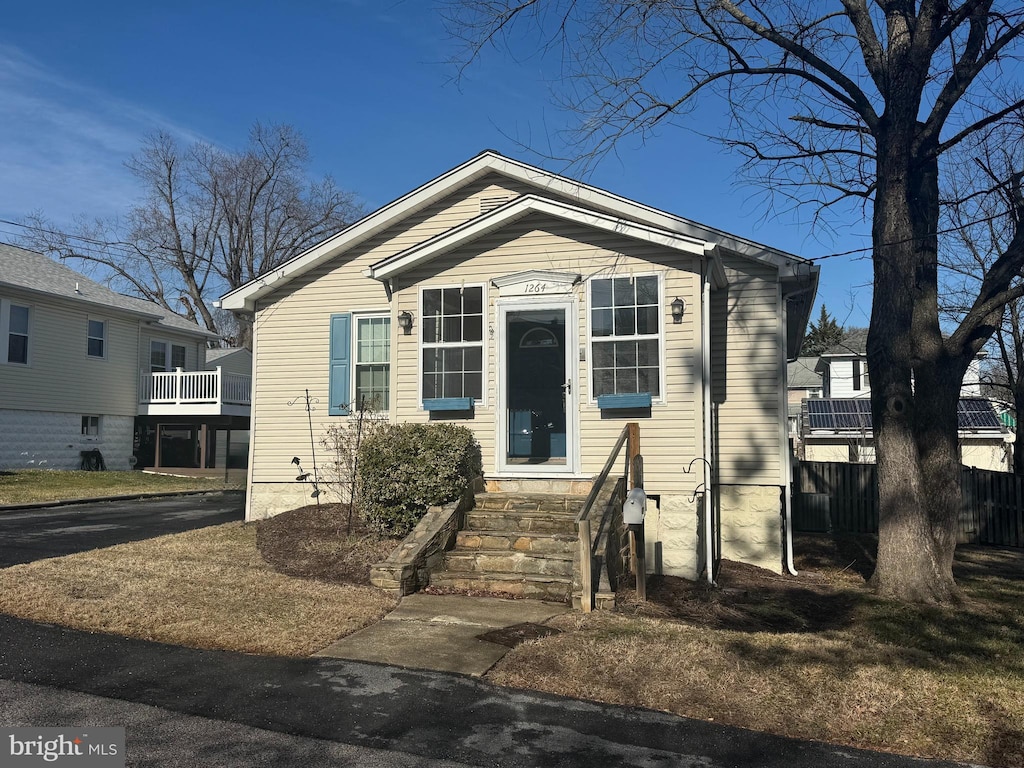 view of front of home