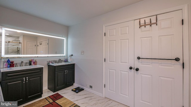 bathroom with vanity