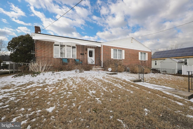 view of front of property