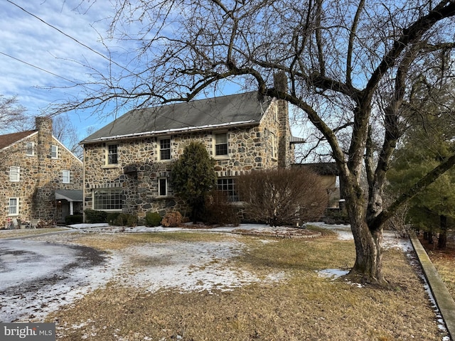 view of front of house