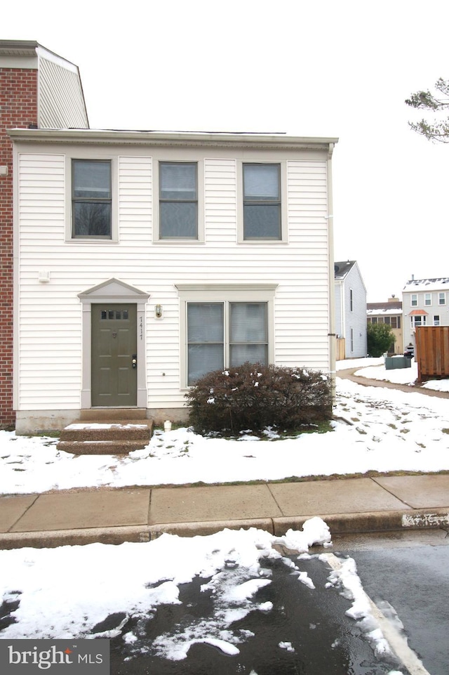 7417 Emerald Dr, Manassas VA, 20109, 2 bedrooms, 2.5 baths townhouse for sale