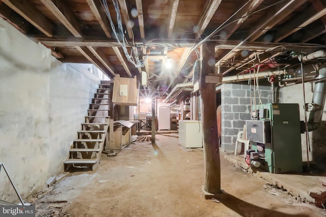 basement with washer / clothes dryer