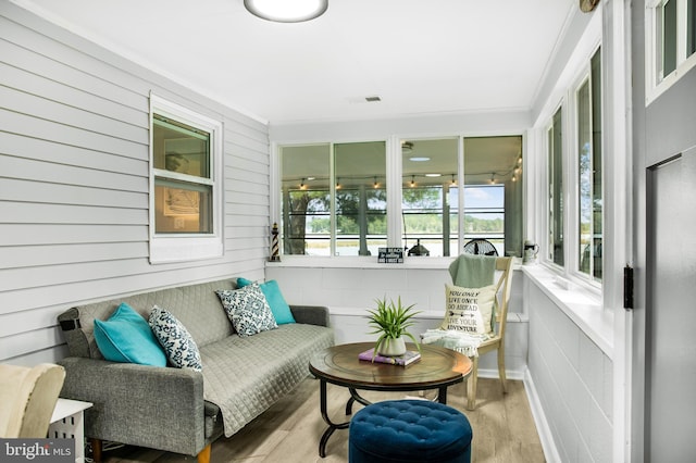 view of sunroom / solarium