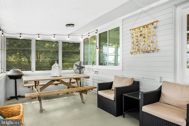 view of sunroom / solarium