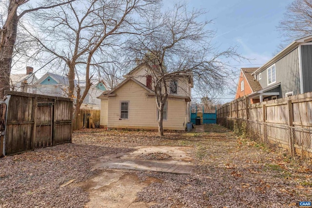 708 Locust Ave, Charlottesville, VA 22902 - view of home's exterior featuring a fenced backyard