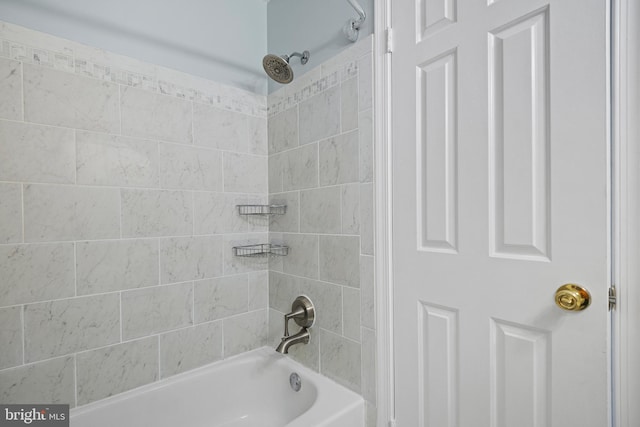 bathroom featuring shower / bath combination