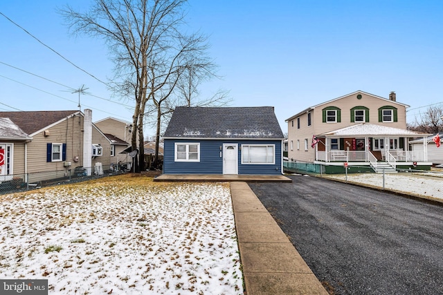 view of front of property with a porch