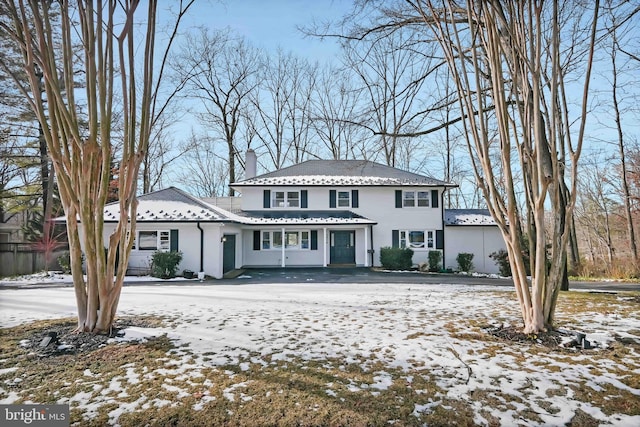 view of front of property