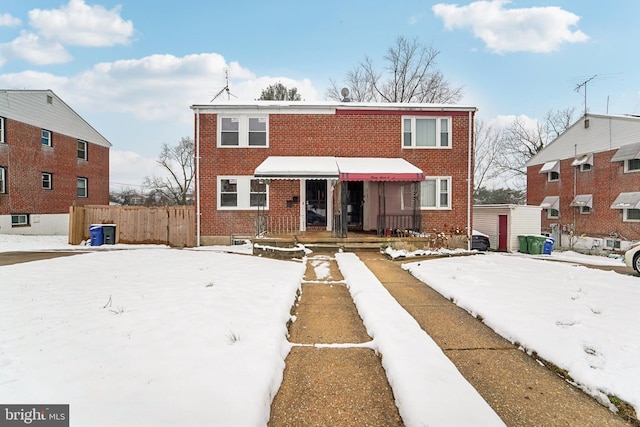 view of front of property